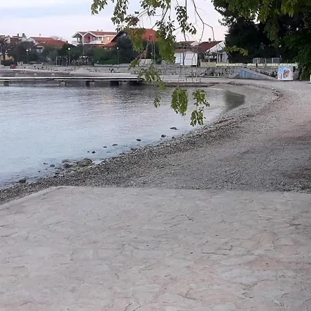 In With Sea View, Terrace, Wi-fi * Sukošan