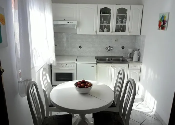 Apartament In With Sea View, Terrace, Wi-fi